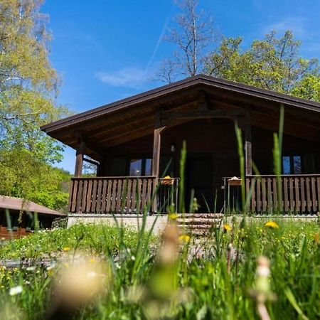 Villaggio Anemone - Chalet Mirtillo Capanne di Sillano ภายนอก รูปภาพ