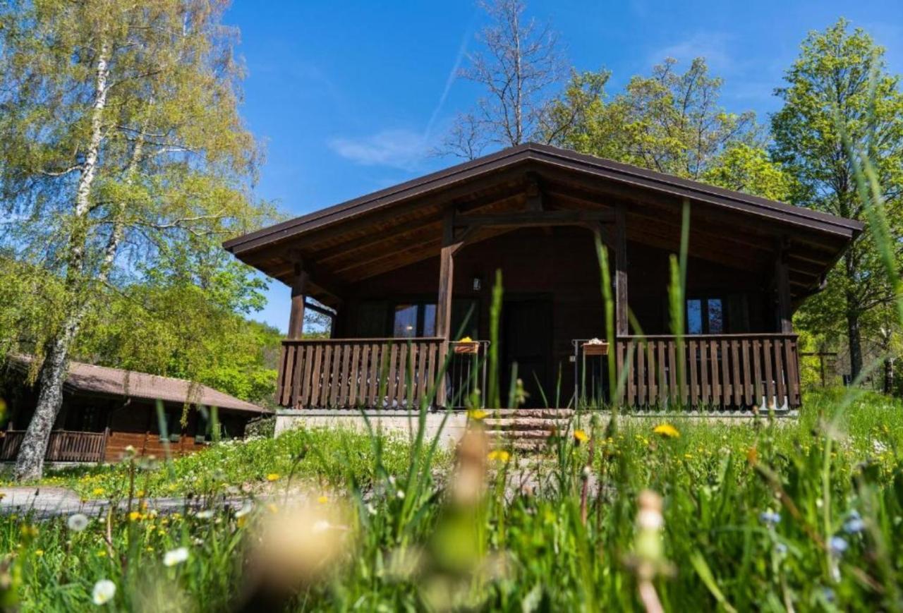 Villaggio Anemone - Chalet Mirtillo Capanne di Sillano ภายนอก รูปภาพ